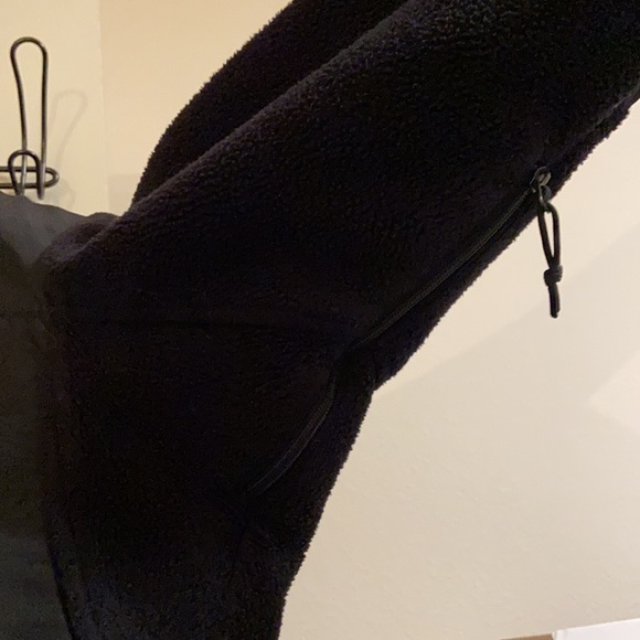 The North Face Jacket - Picture 4 of 6